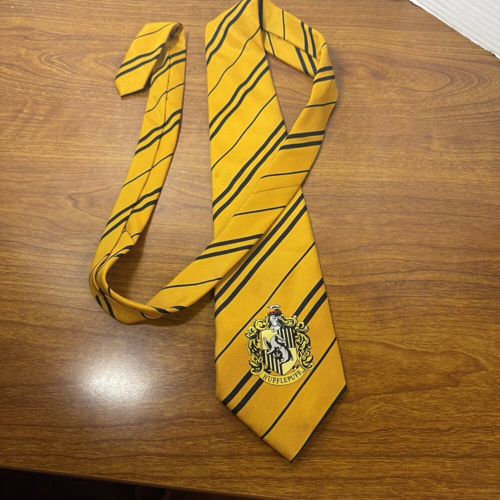 Hufflepuff Tie Harry Potter Wizard Fancy Dress Up Halloween Costume Accessory - Picture 1 of 5
